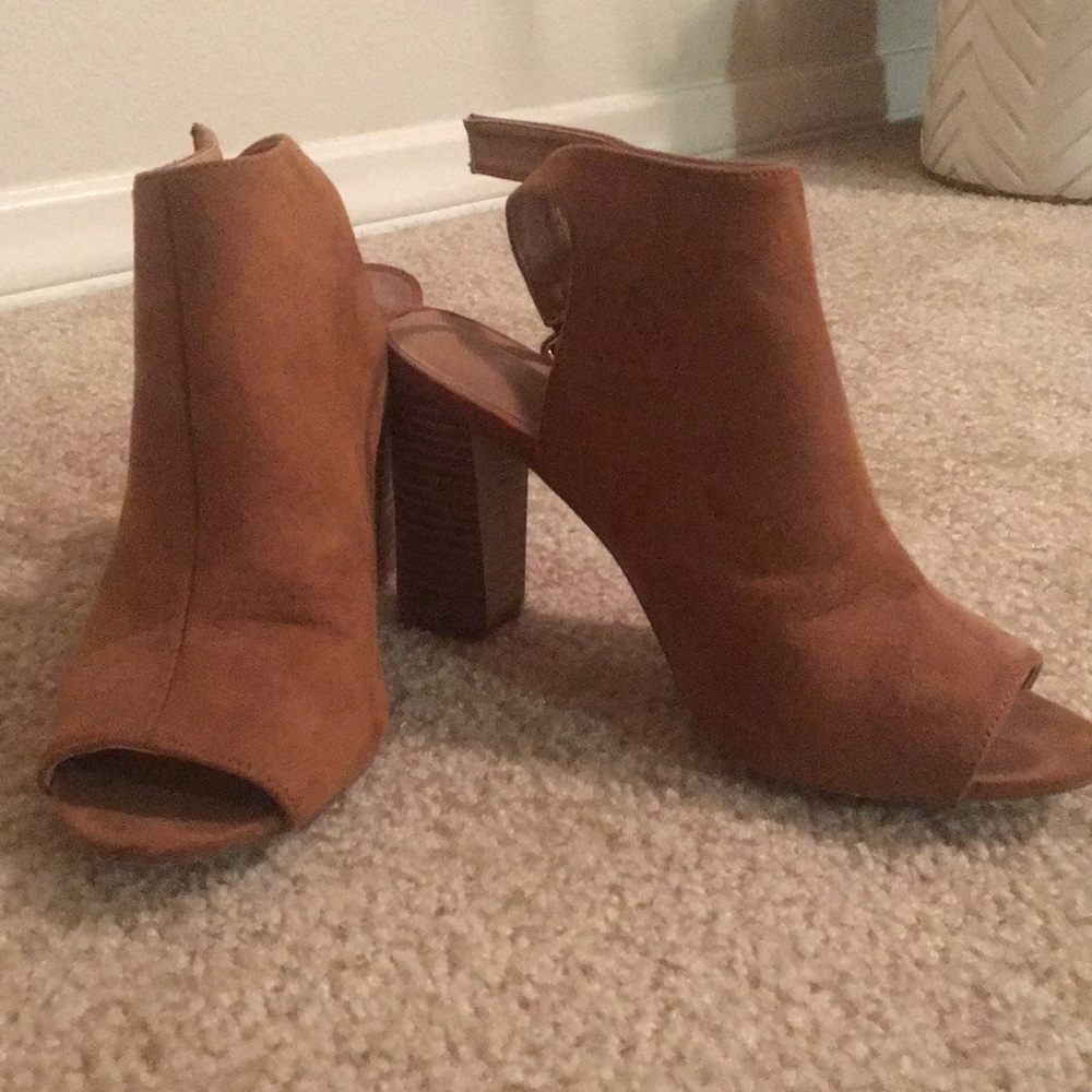 Open-toe Booties